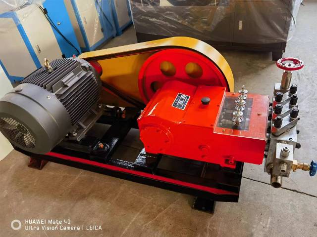 電動(dòng)試壓泵